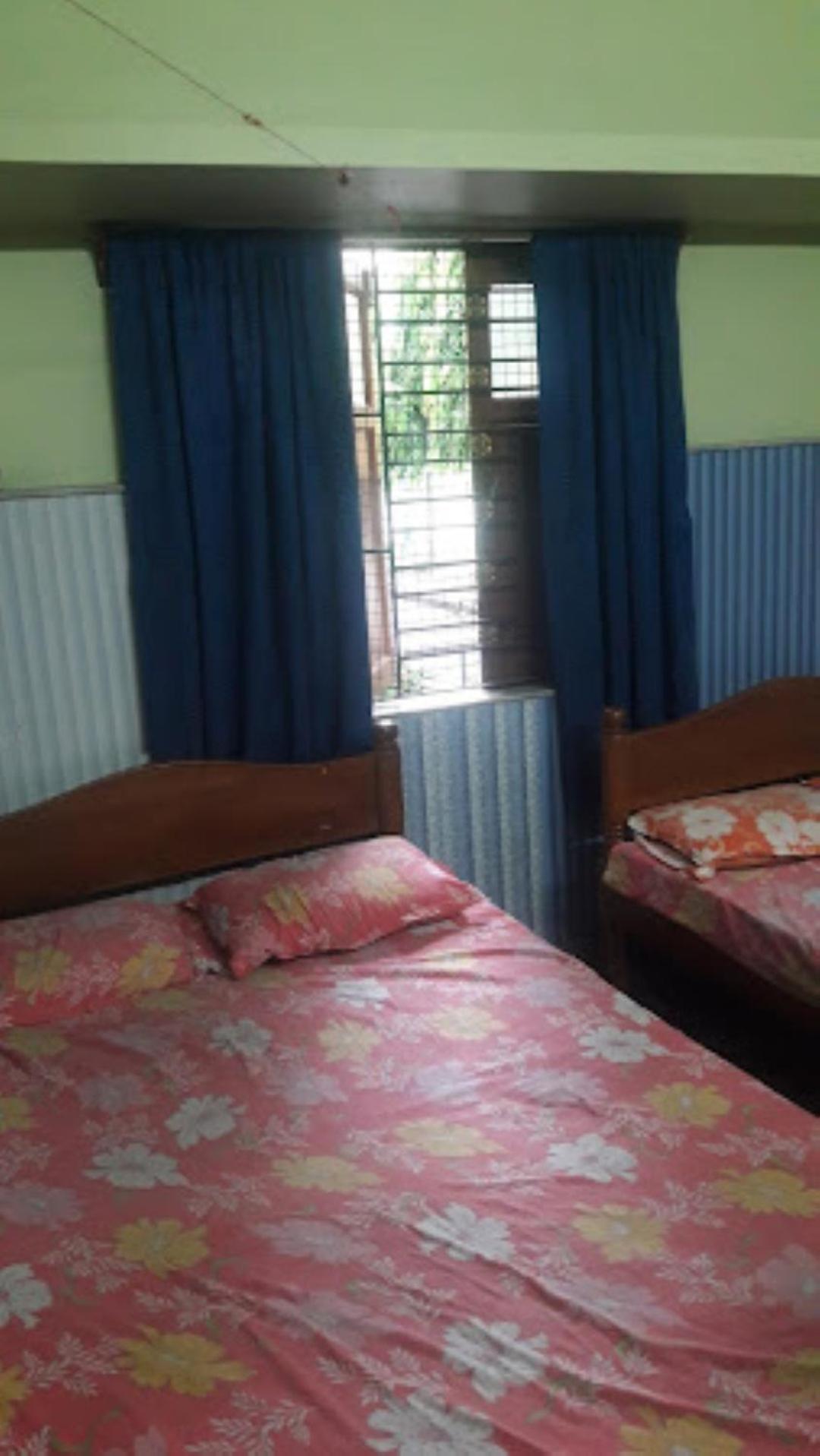 Pratima Guest House , Калькутта Экстерьер фото